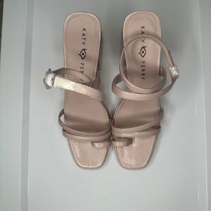 Katy Perry The Meadow Platform Classic Sandal Pink Amethyst Womens Size 11M